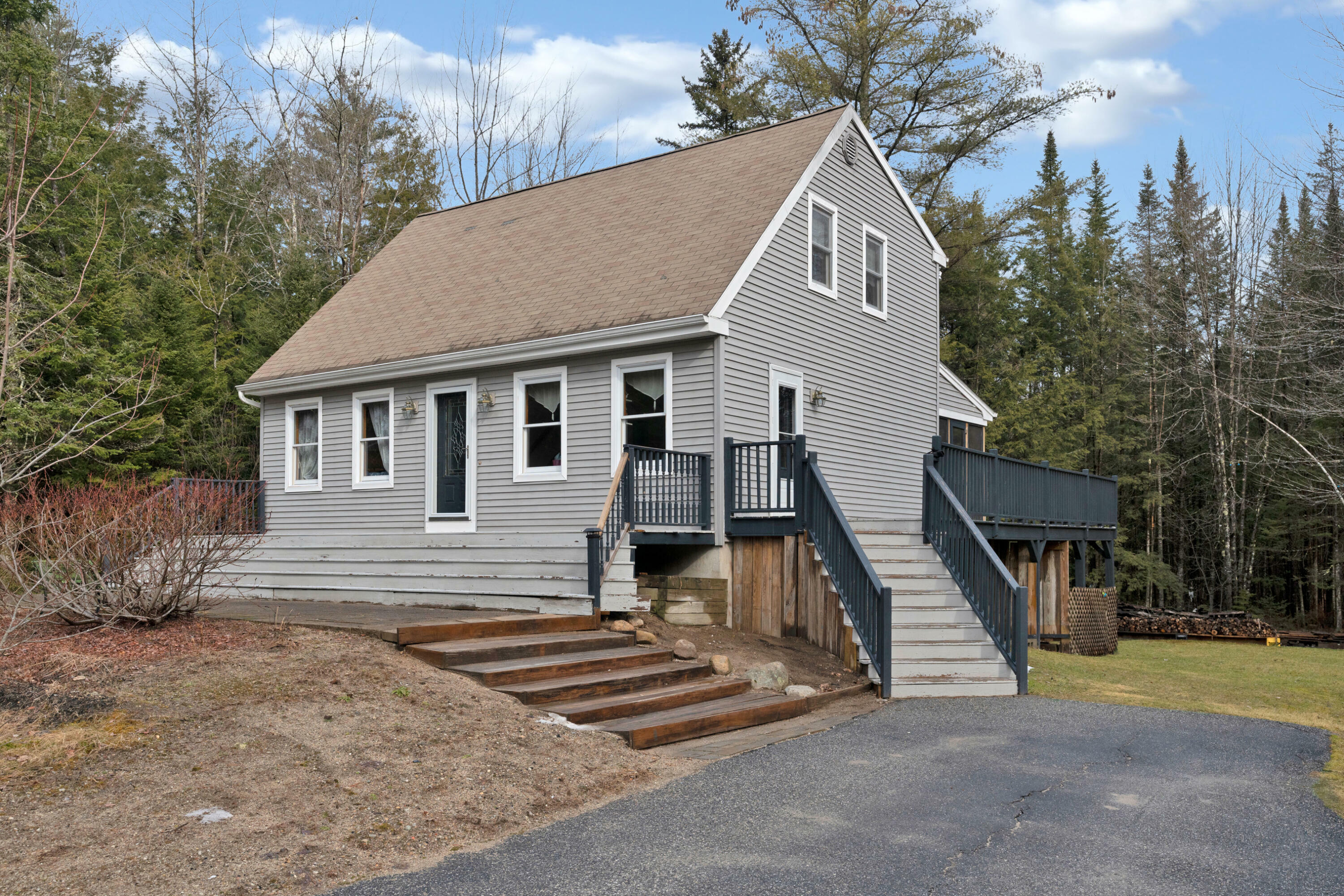 Property Photo:  31 Doughty Farm Road  ME 04039 