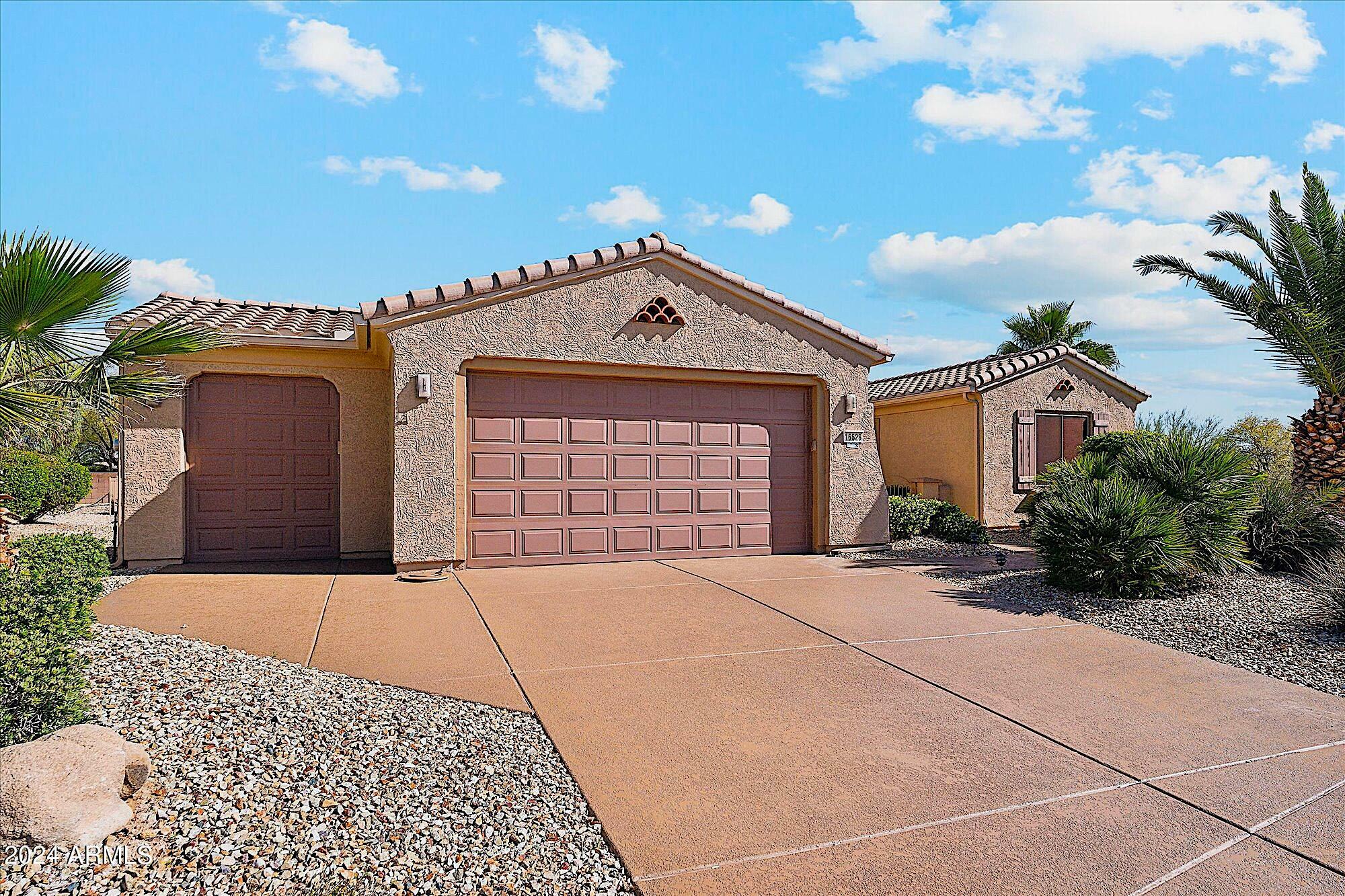 Property Photo:  16528 W Isleta Court  AZ 85387 