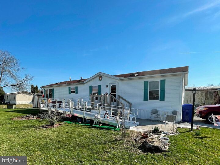 37 Davis Avenue  Gettysburg PA 17325 photo