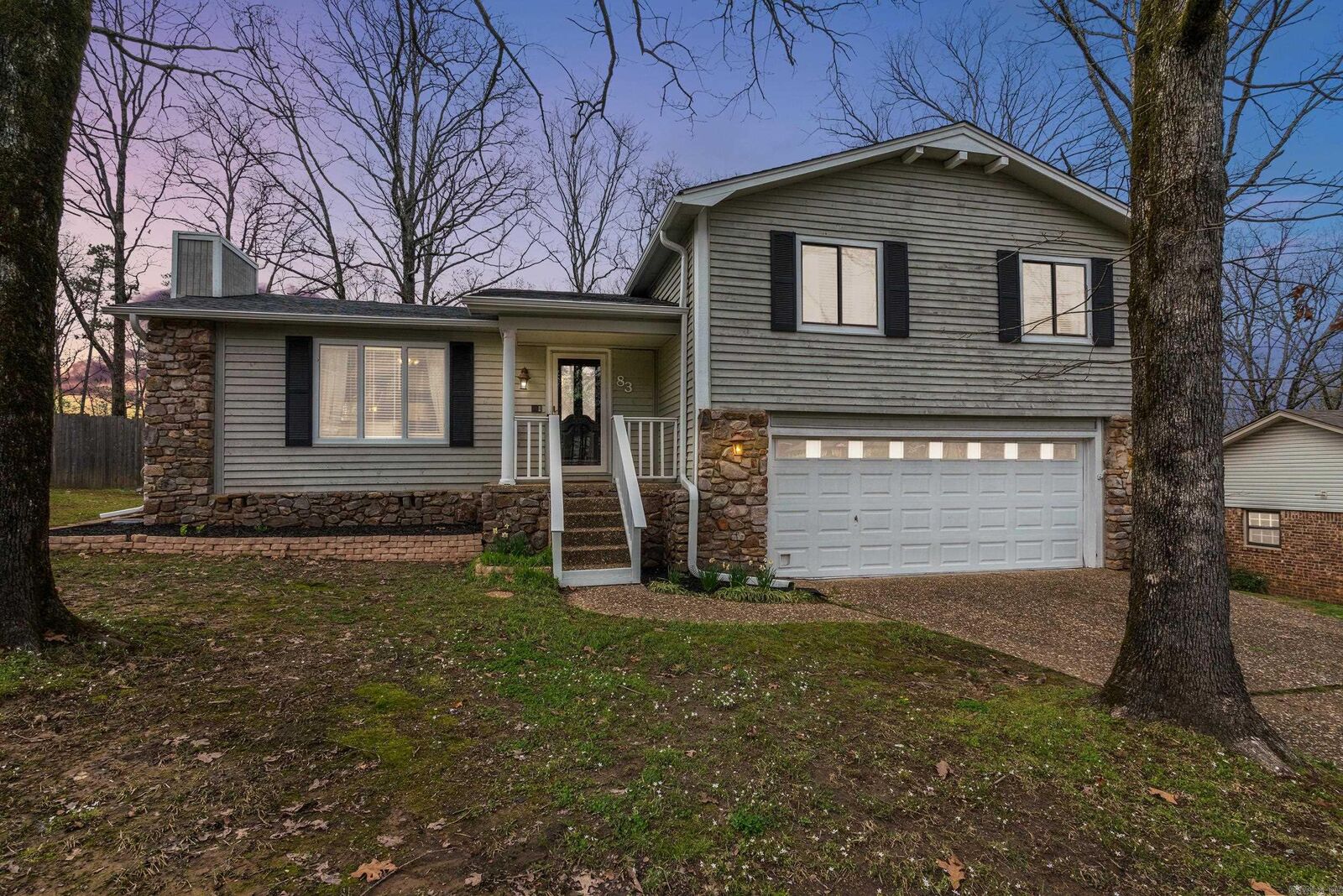 Property Photo:  83 Stoneledge Drive  AR 72113 