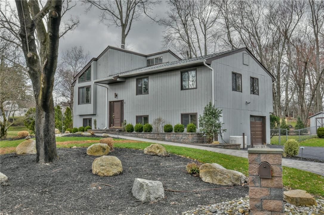 Property Photo:  6 Flower Lane  NY 10989 