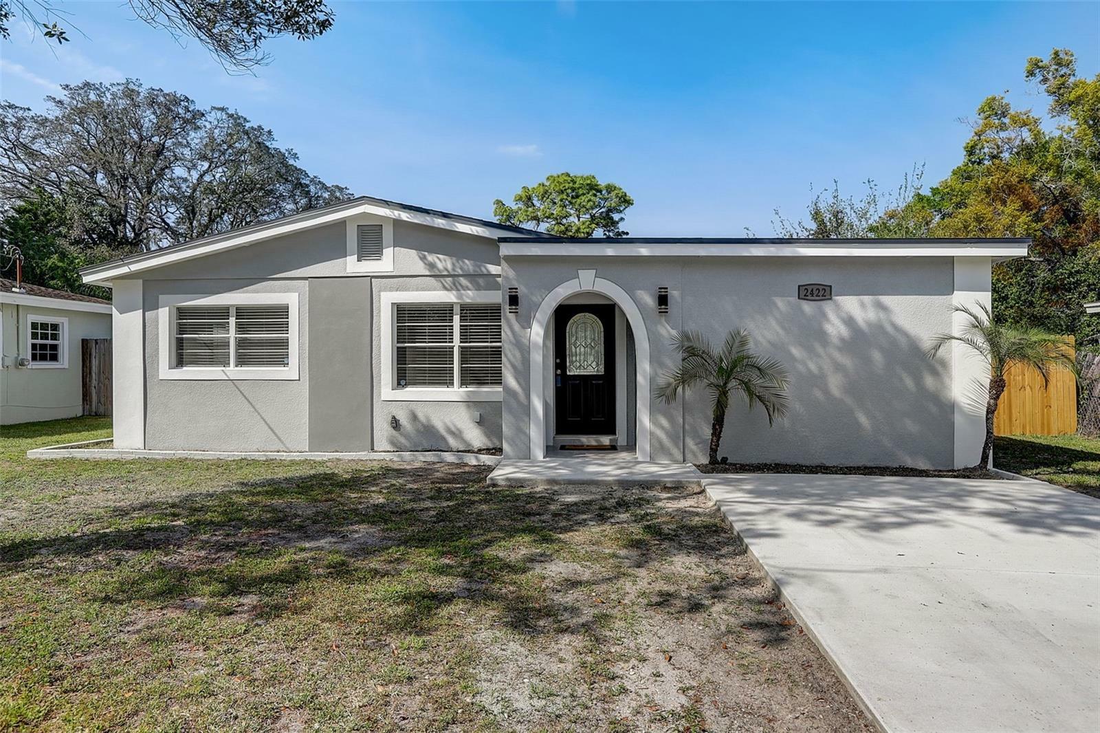 Property Photo:  2422 N Ramona Street  FL 33612 