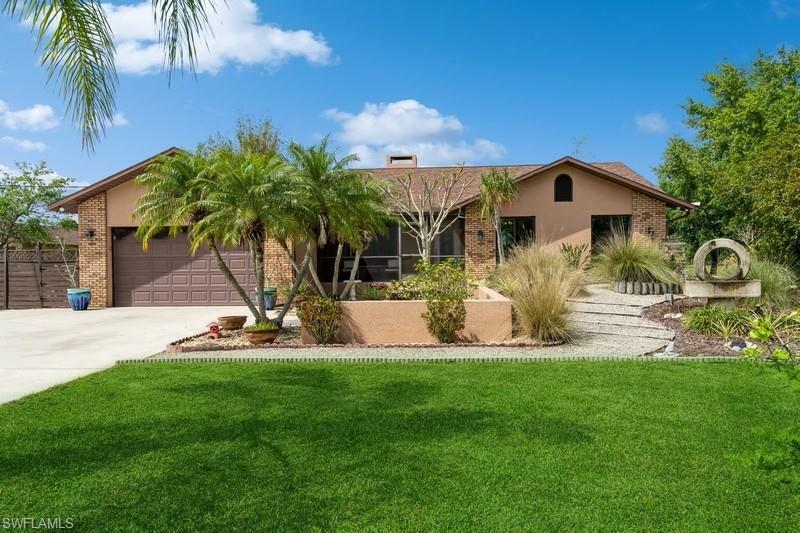 Property Photo: 6670 Pangola Rd FL 33905