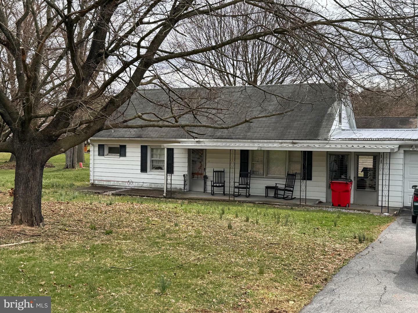 Property Photo:  34 Carlisle Road  PA 17241 