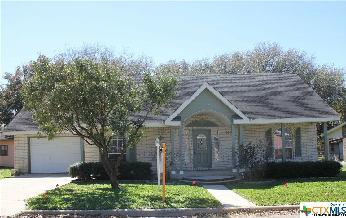 Property Photo:  1027 Jasmine Drive  TX 78114 