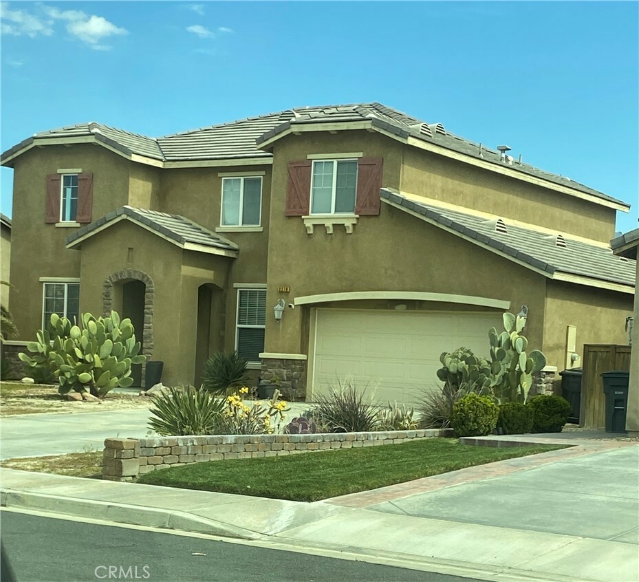 Property Photo:  2270 Dwight Ct  CA 93560 