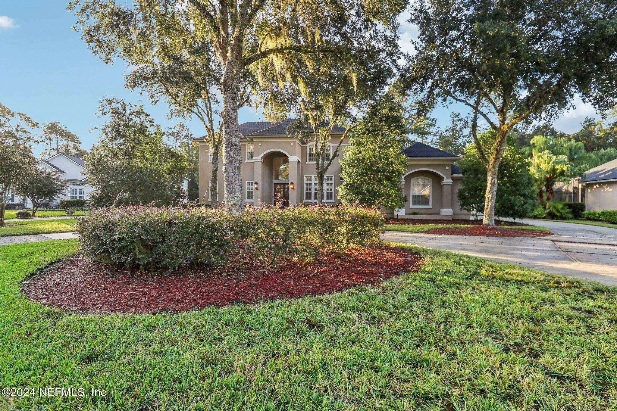 Property Photo:  357 Summerset Drive  FL 32259 