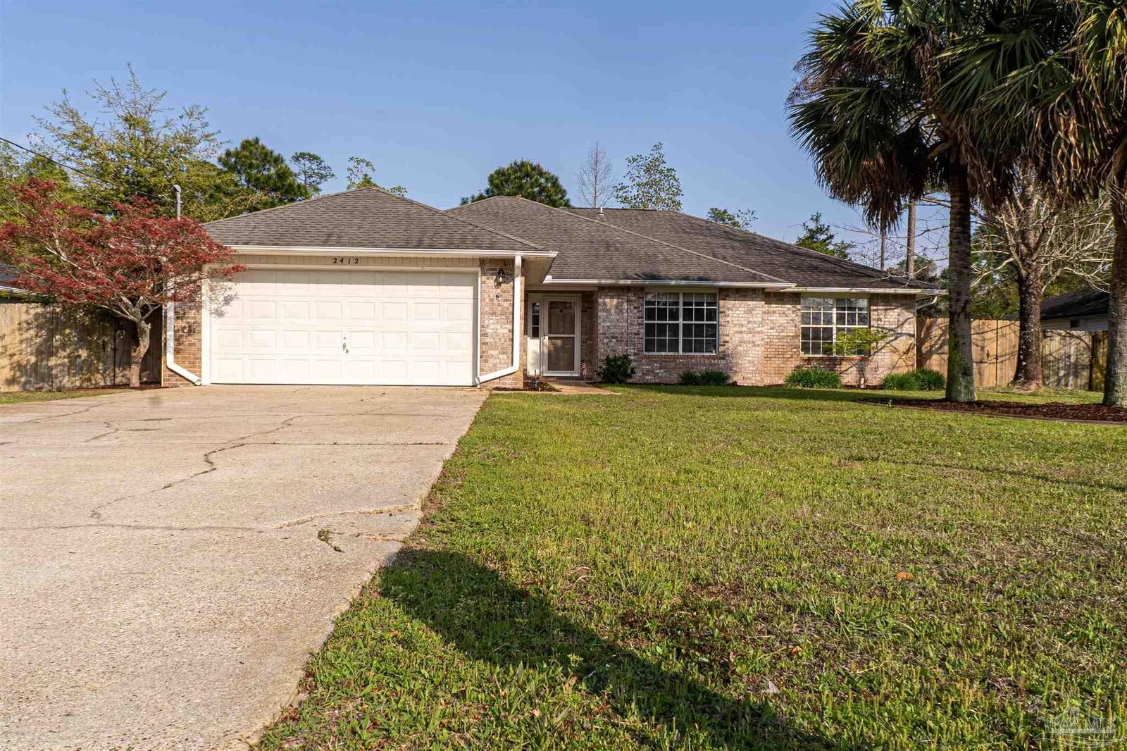 Property Photo: 2412 Pleasant Point Cir FL 32566