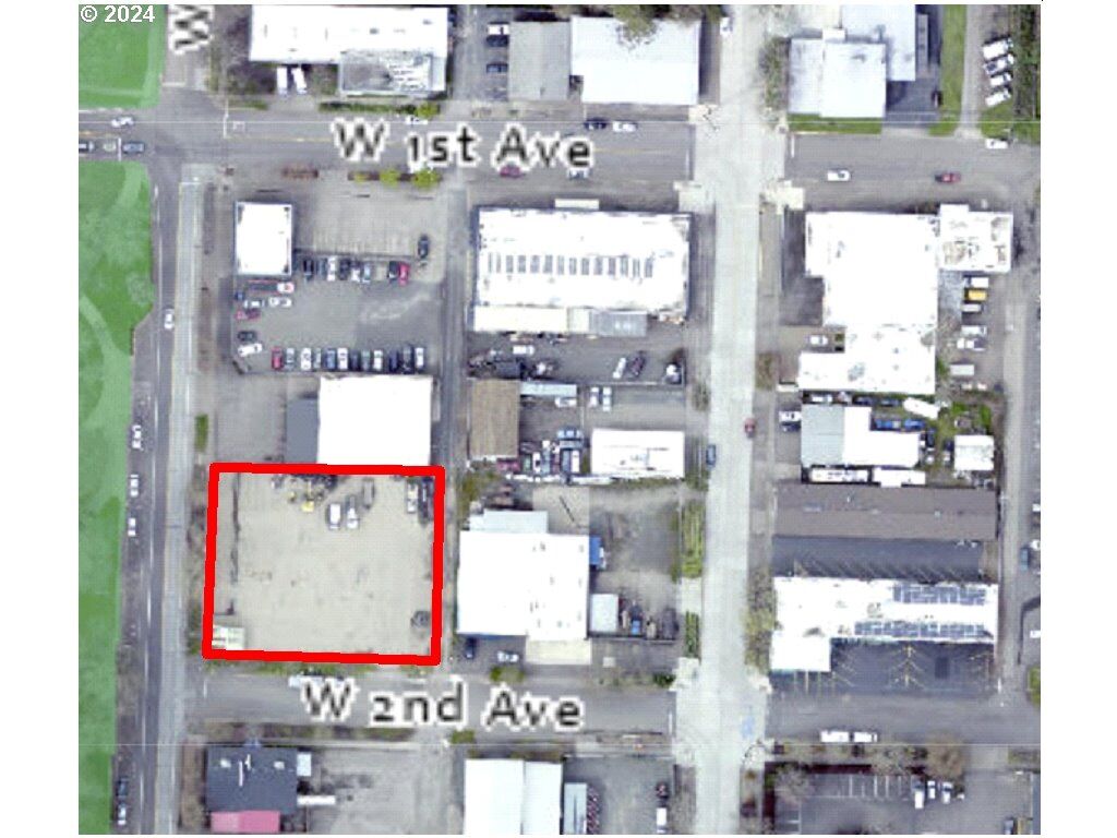 Property Photo:  171 Washington St  OR 97401 