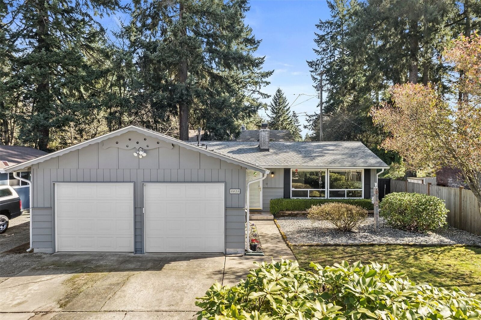 Property Photo:  1821 S Winnifred Street  WA 98465 