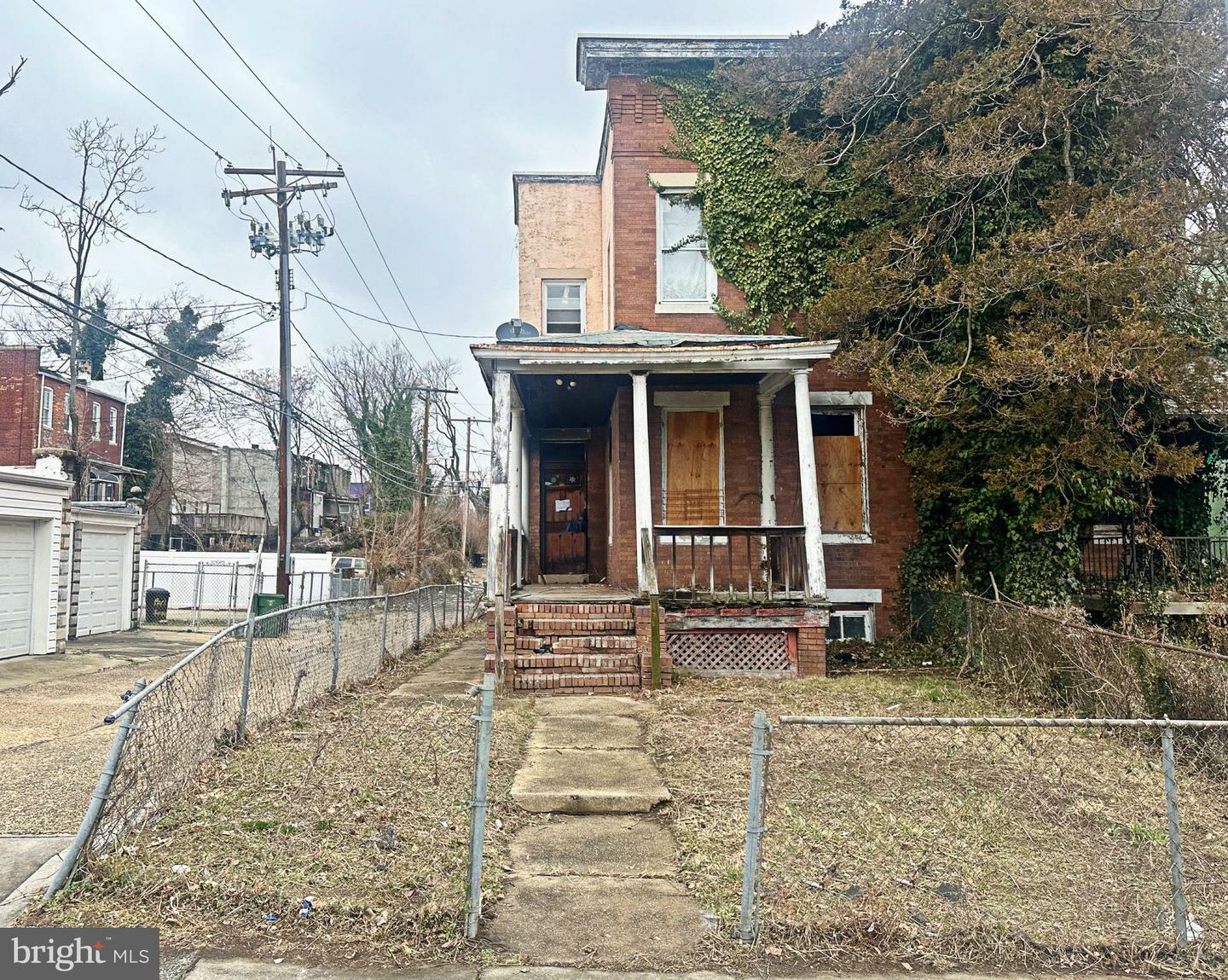 2822 Mosher Street  Baltimore MD 21216 photo