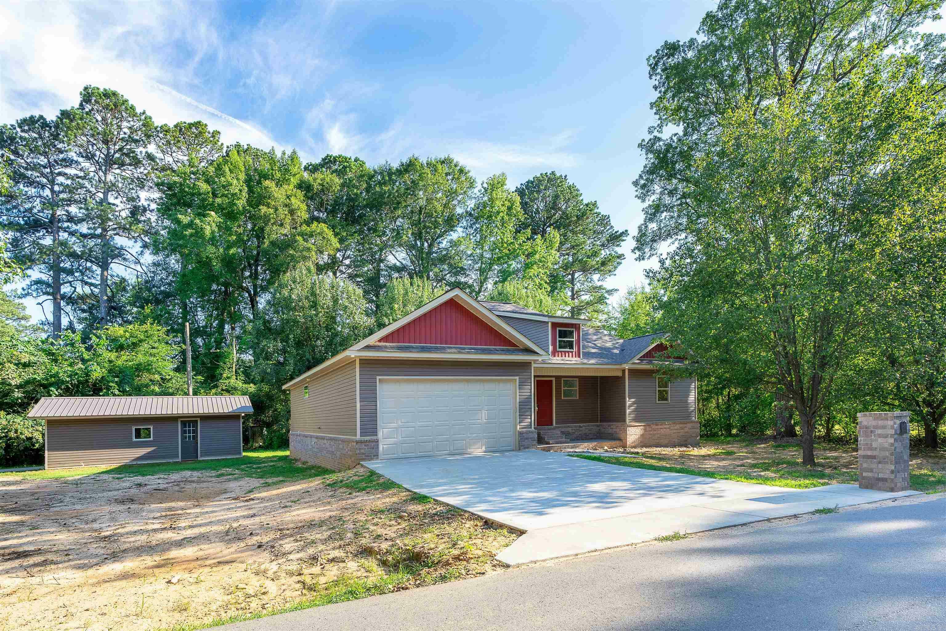 Property Photo:  105 W Mockingbird Lane  AR 72150 