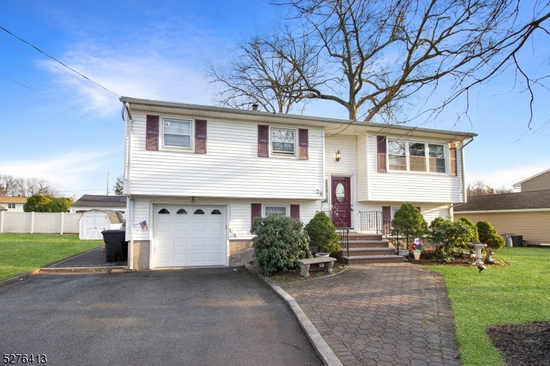 Property Photo:  38 Peach Tree Ave  NJ 07936 