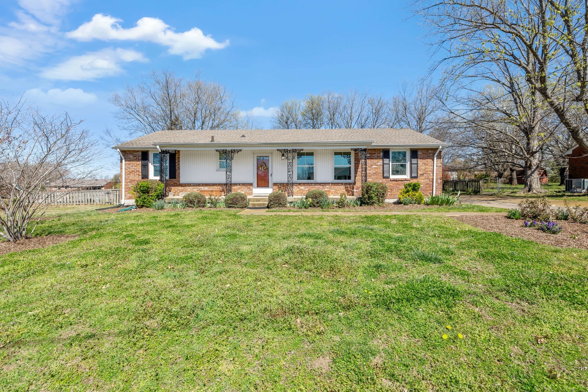 Property Photo:  710 Desmond Dr  TN 37211 