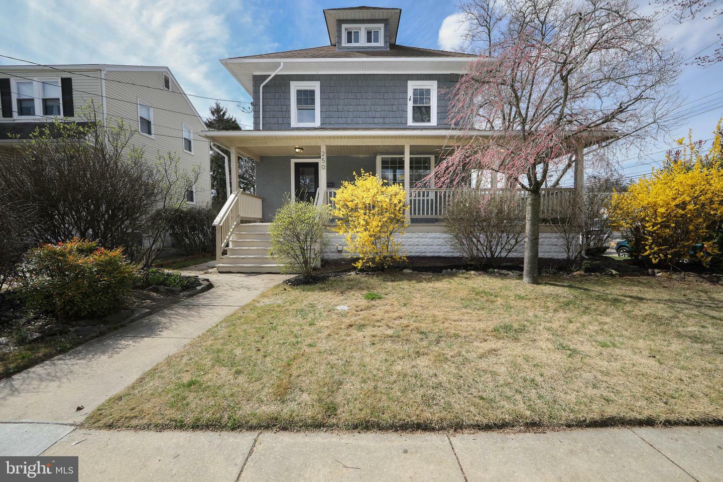 Property Photo:  250 Wyoming Avenue  NJ 08106 