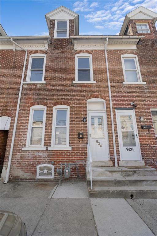 Property Photo:  924 West Allen Street  PA 18102 