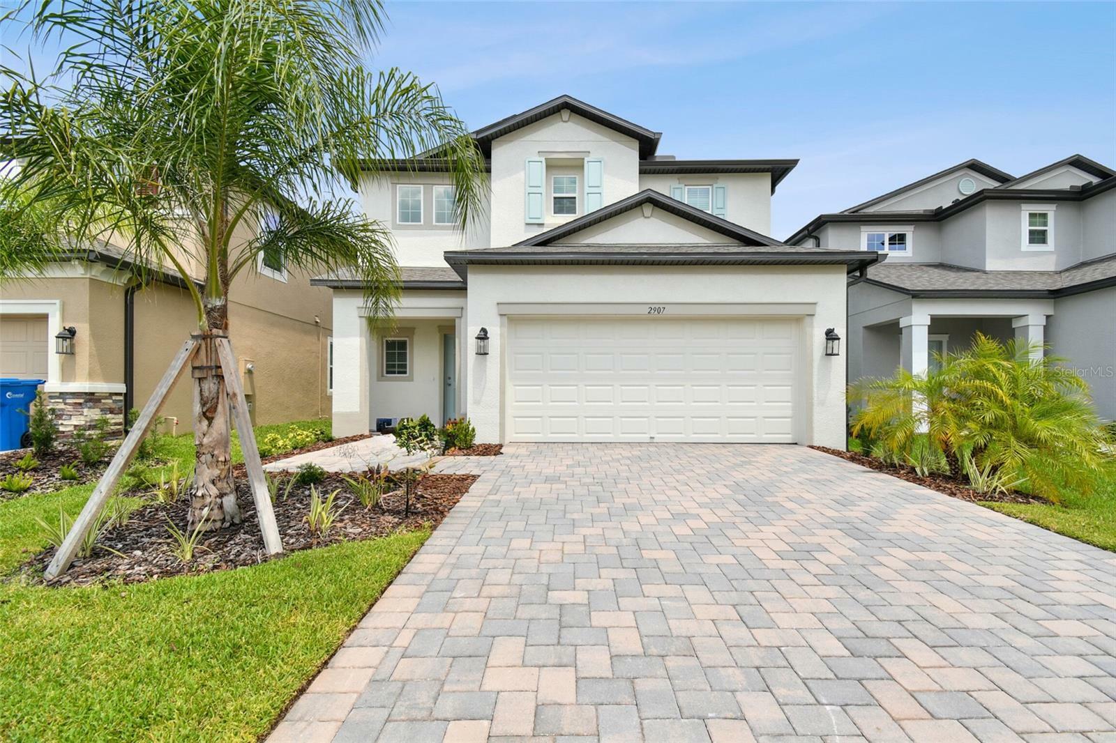 Property Photo:  2907 Misty Marble Drive  FL 33540 