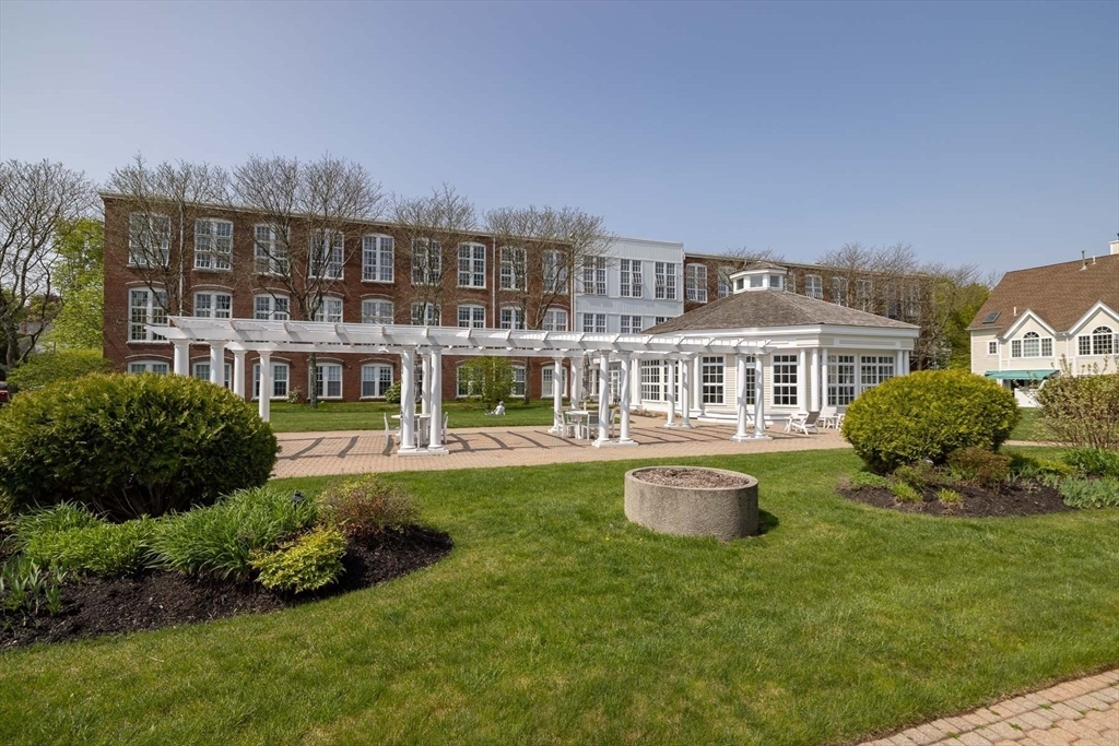 Property Photo: 53 Warren Street 306 MA 01950