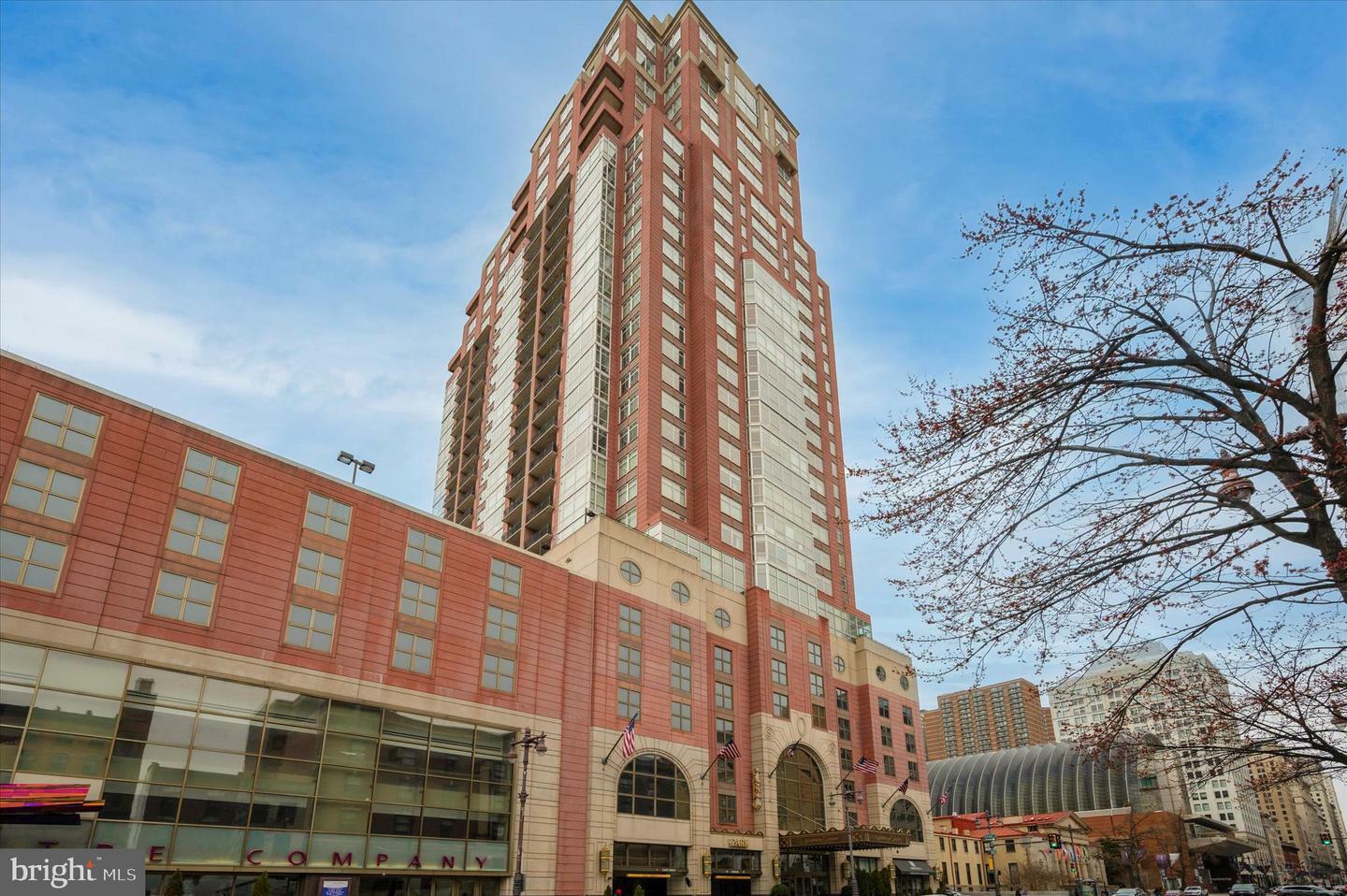 Property Photo:  440 S Broad Street 907  PA 19146 