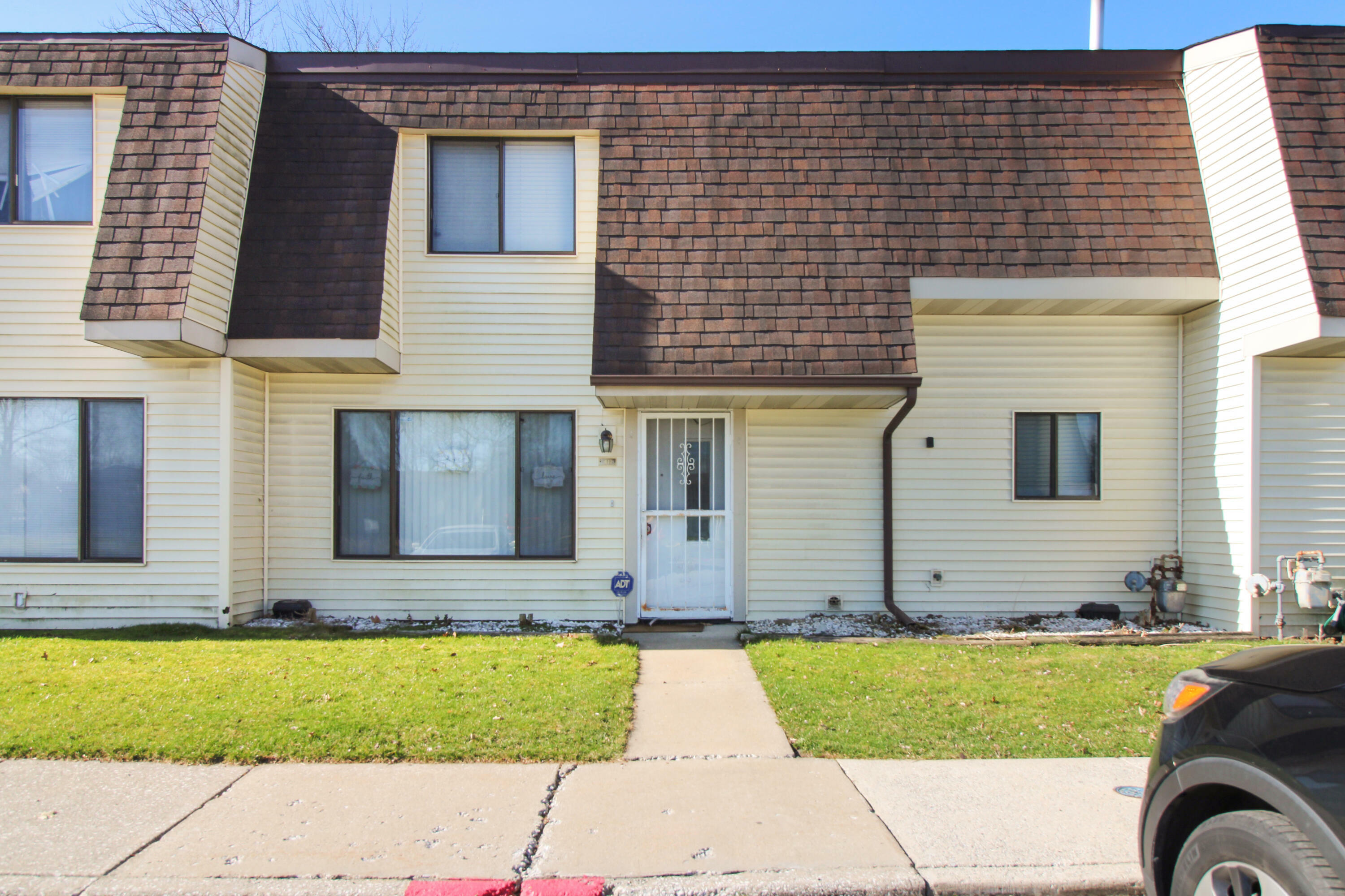 Property Photo: 411 E 60th Drive IN 46410