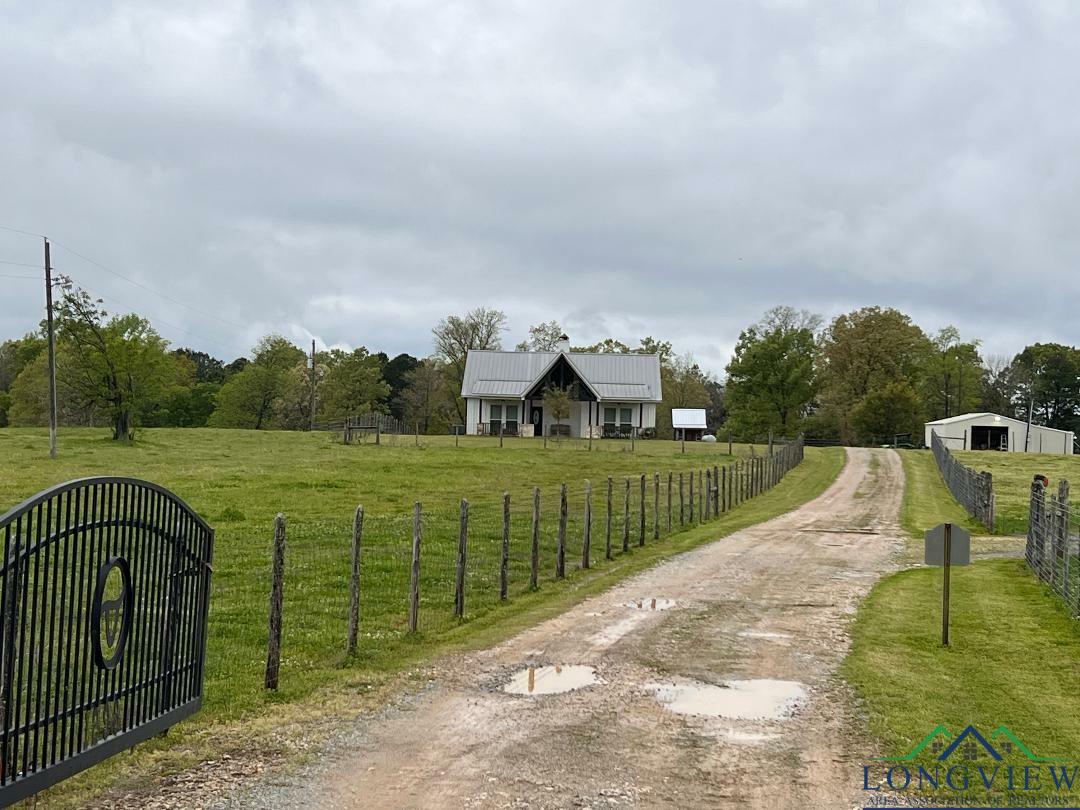 Property Photo:  1298 S Fm 31  TX 75633 