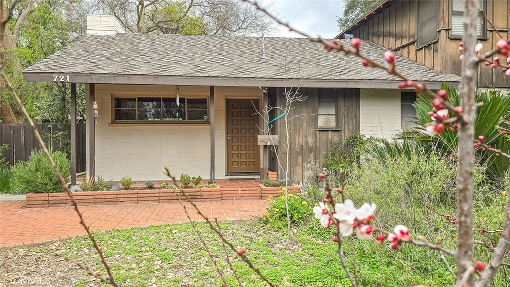 Property Photo:  721 W 7th Street  CA 91711 