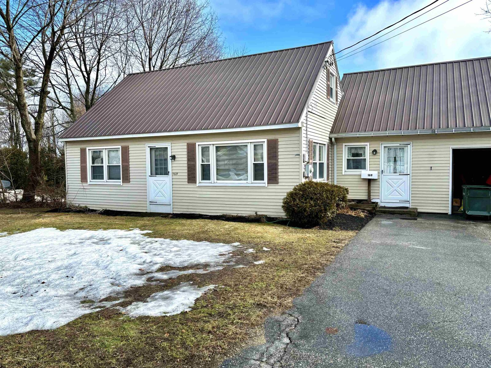 Property Photo:  169 North Street  NH 03246 