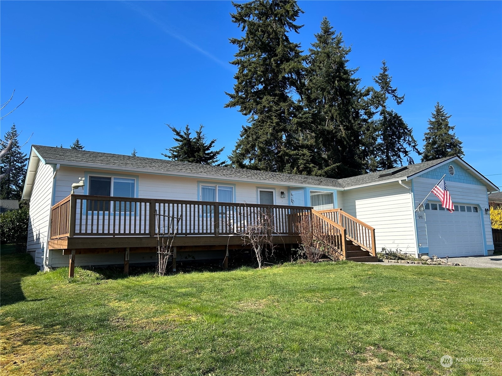 Property Photo:  1292 Terrace Place  WA 98282 