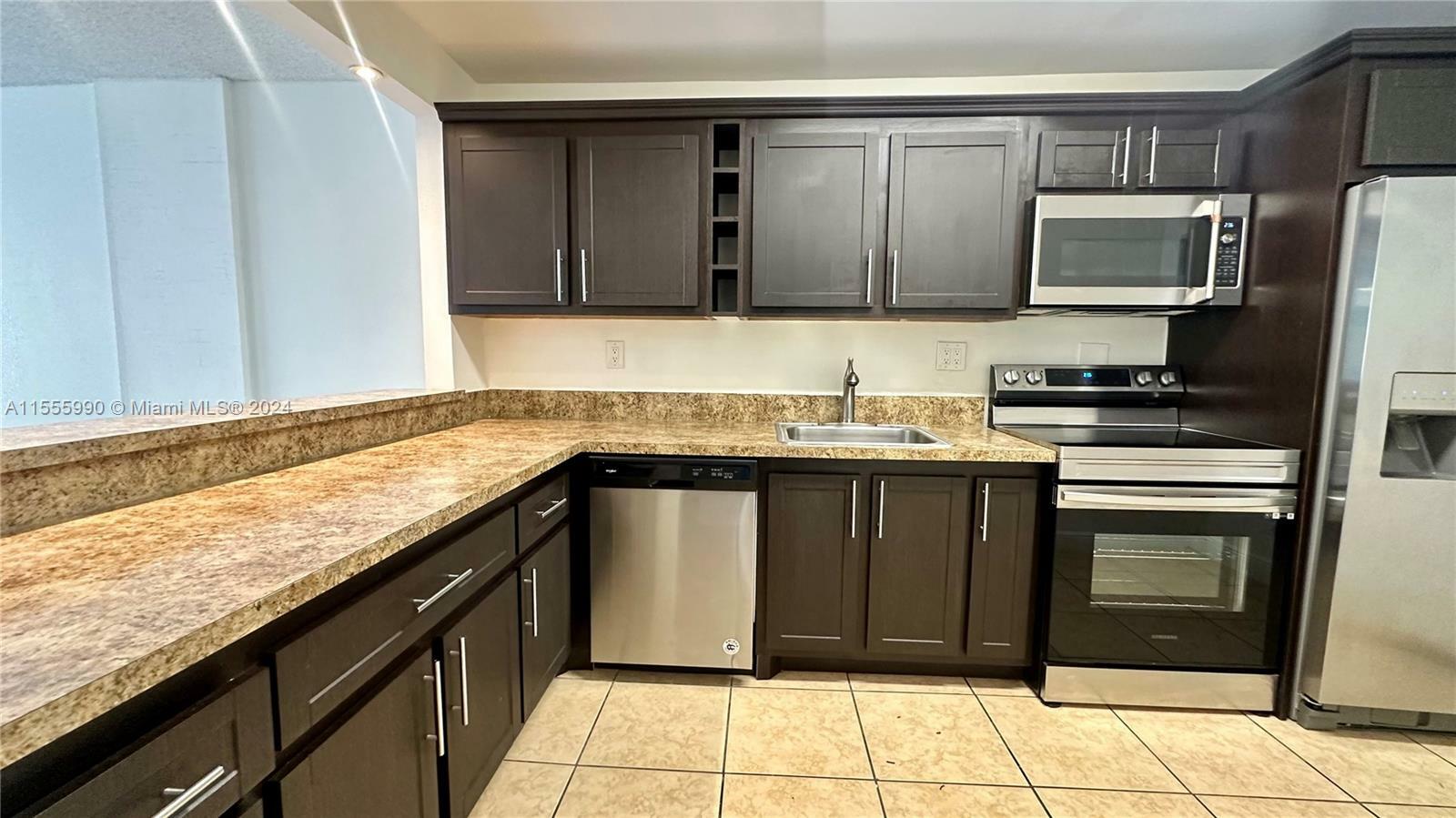 Property Photo: 1465 NE 123rd St 205 FL 33161