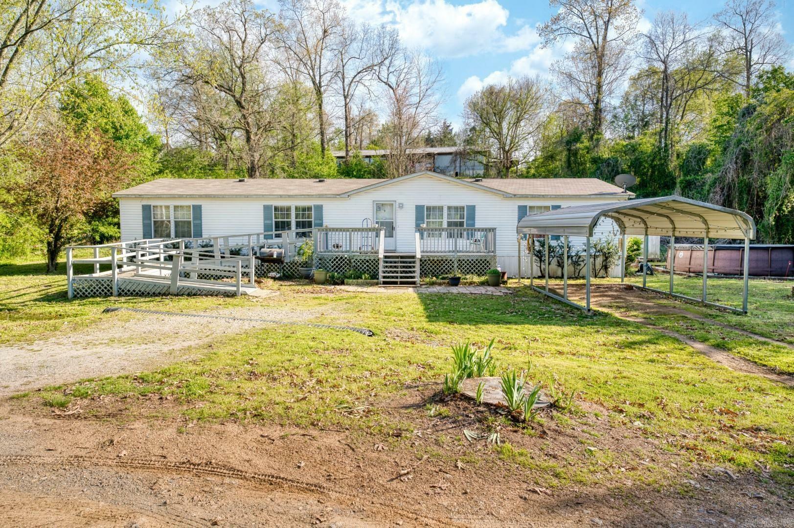 Property Photo:  241 Parkshores Rd  AR 71901 