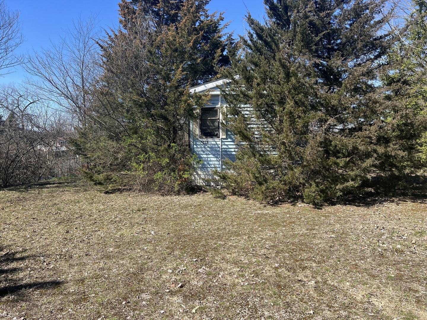 Property Photo:  12 Hole In The Wall Road  IL 60481 