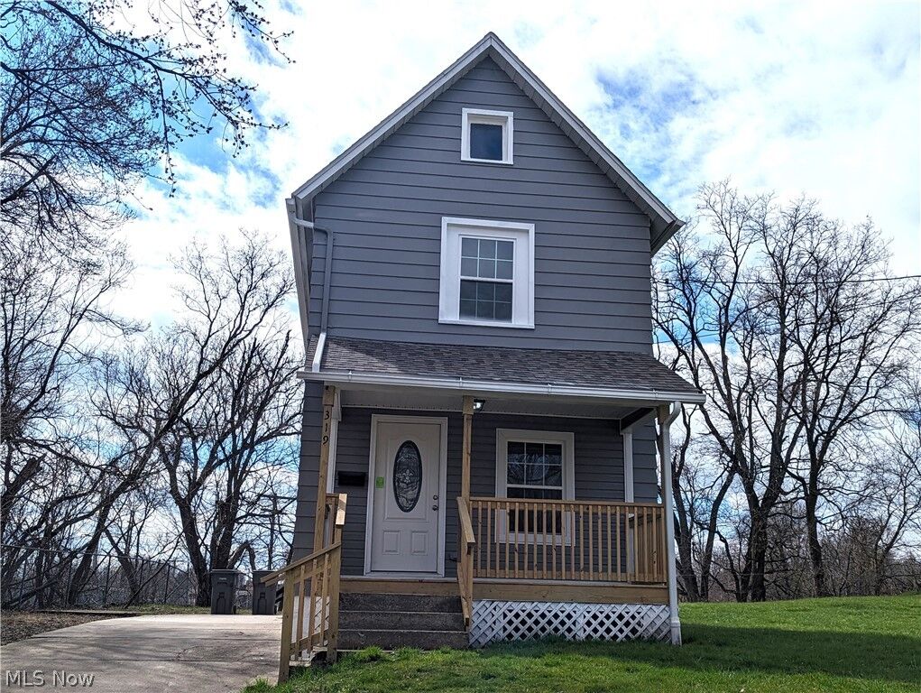 Property Photo:  319 Greenwood Street  OH 44509 