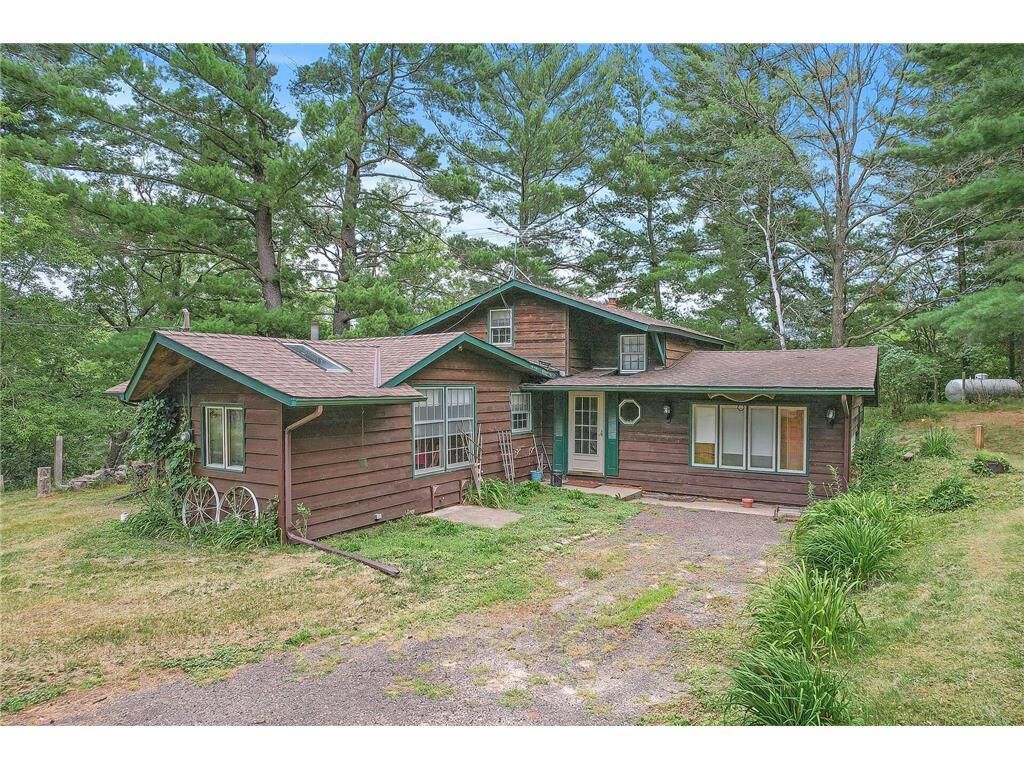 Property Photo:  34935 Polk Street NE  MN 55008 