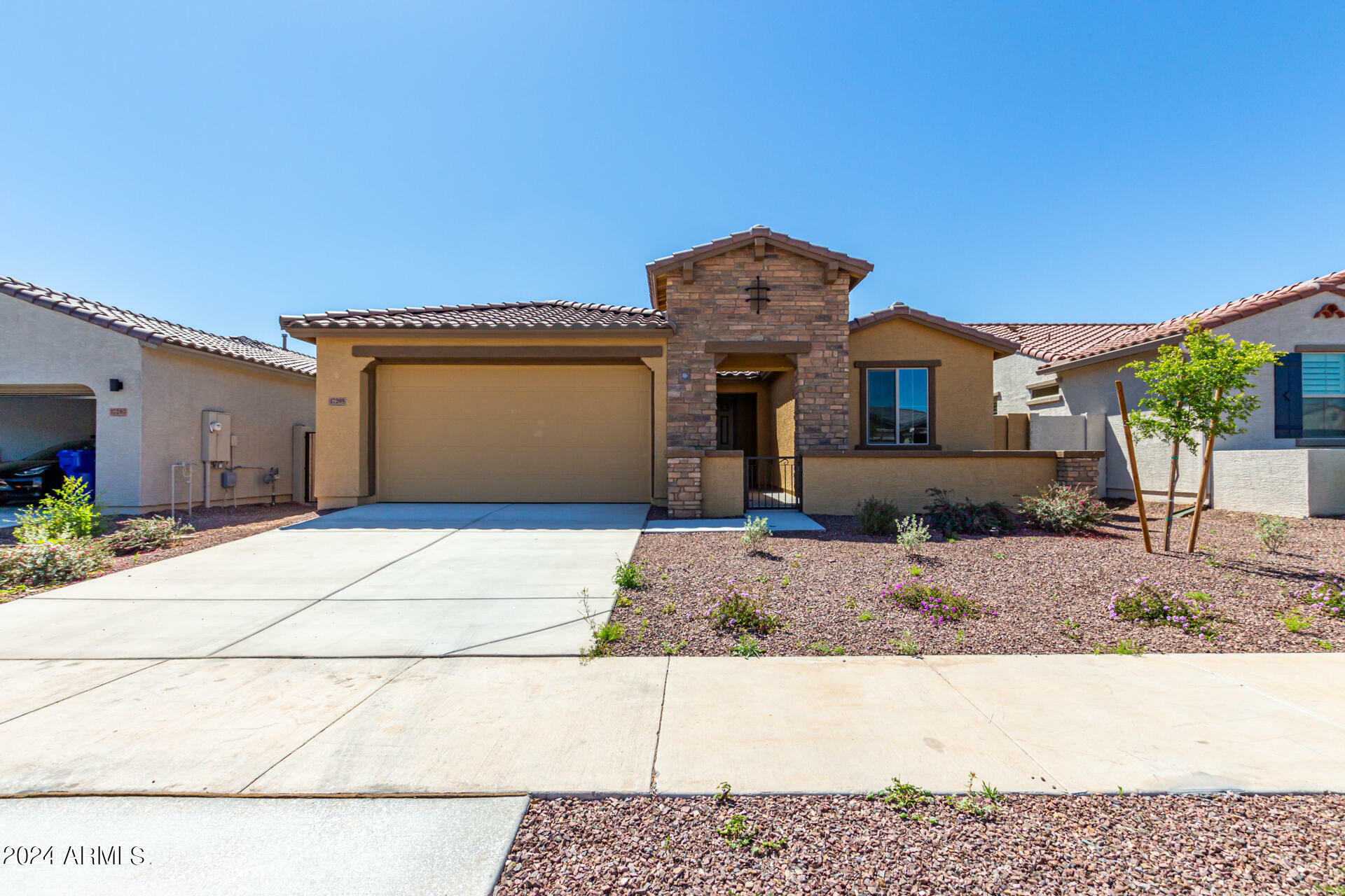 Property Photo:  17295 W Larkspur Drive  AZ 85388 