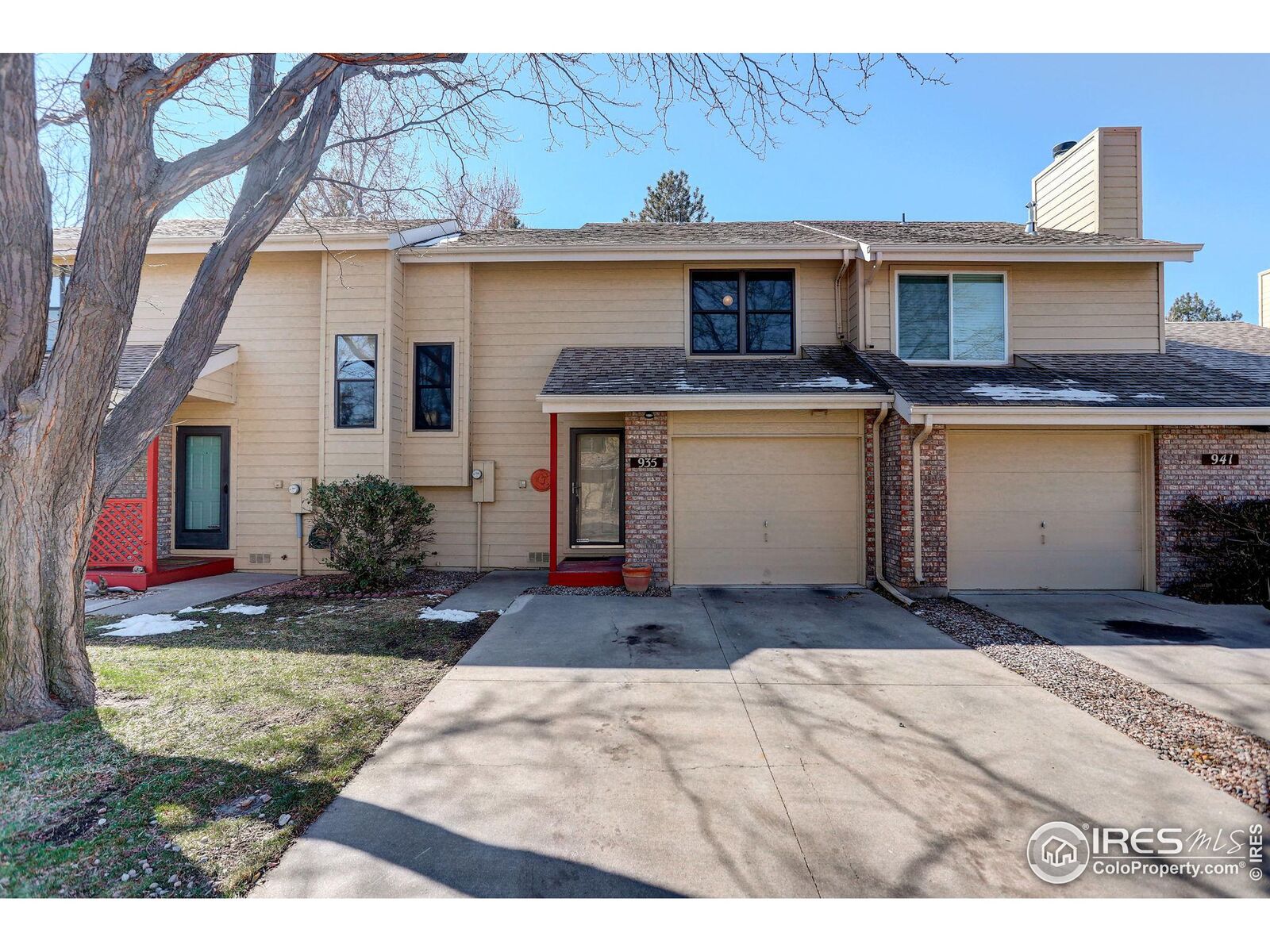 Property Photo:  935 Gilgalad Way  CO 80526 