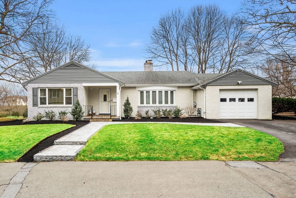 Property Photo: 7 Plaza Rd MA 01880