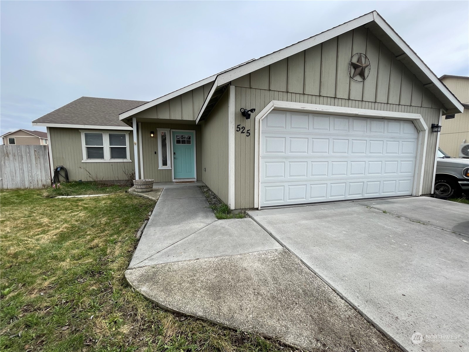 525 N Pennsylvania  Moses Lake WA 98837 photo