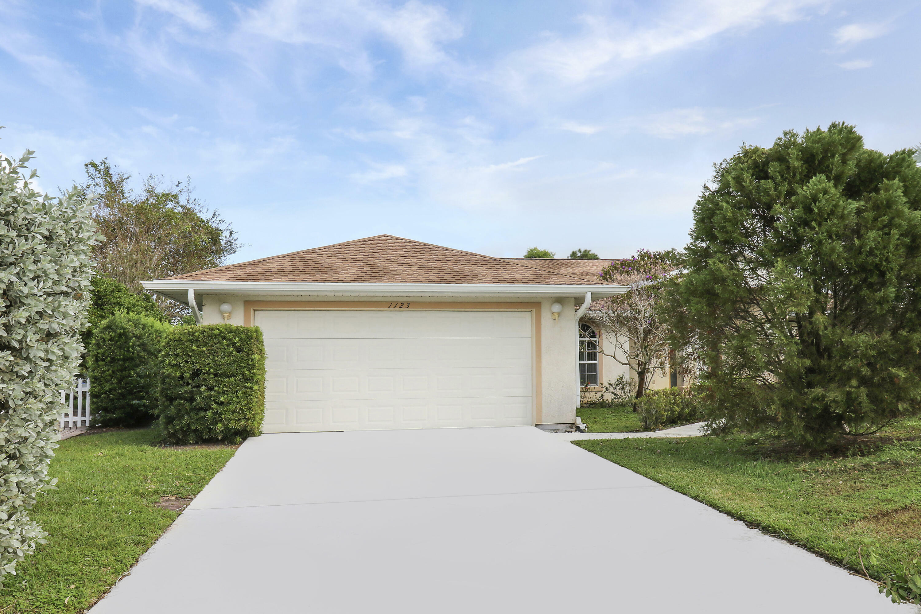 1123 SW Oak Hollow Court  Palm City FL 34990 photo