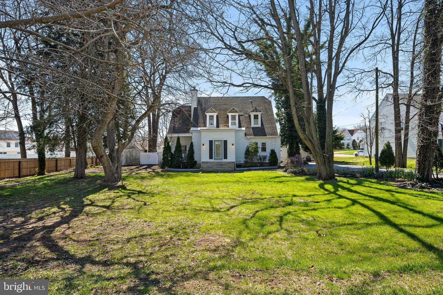 Property Photo:  504 Fish Pond Road  NJ 08028 