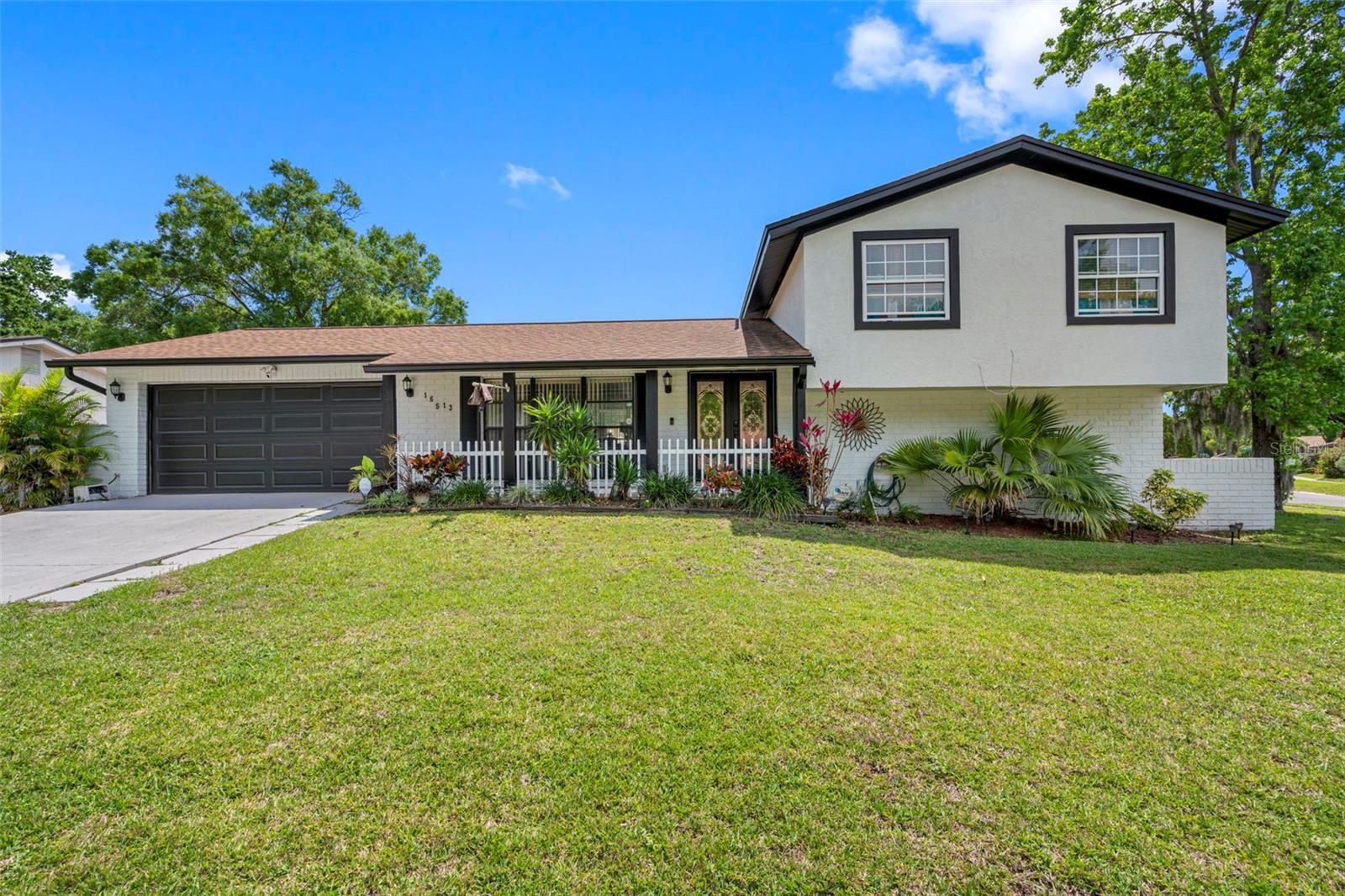 Property Photo:  16513 Silverhill Drive  FL 33624 