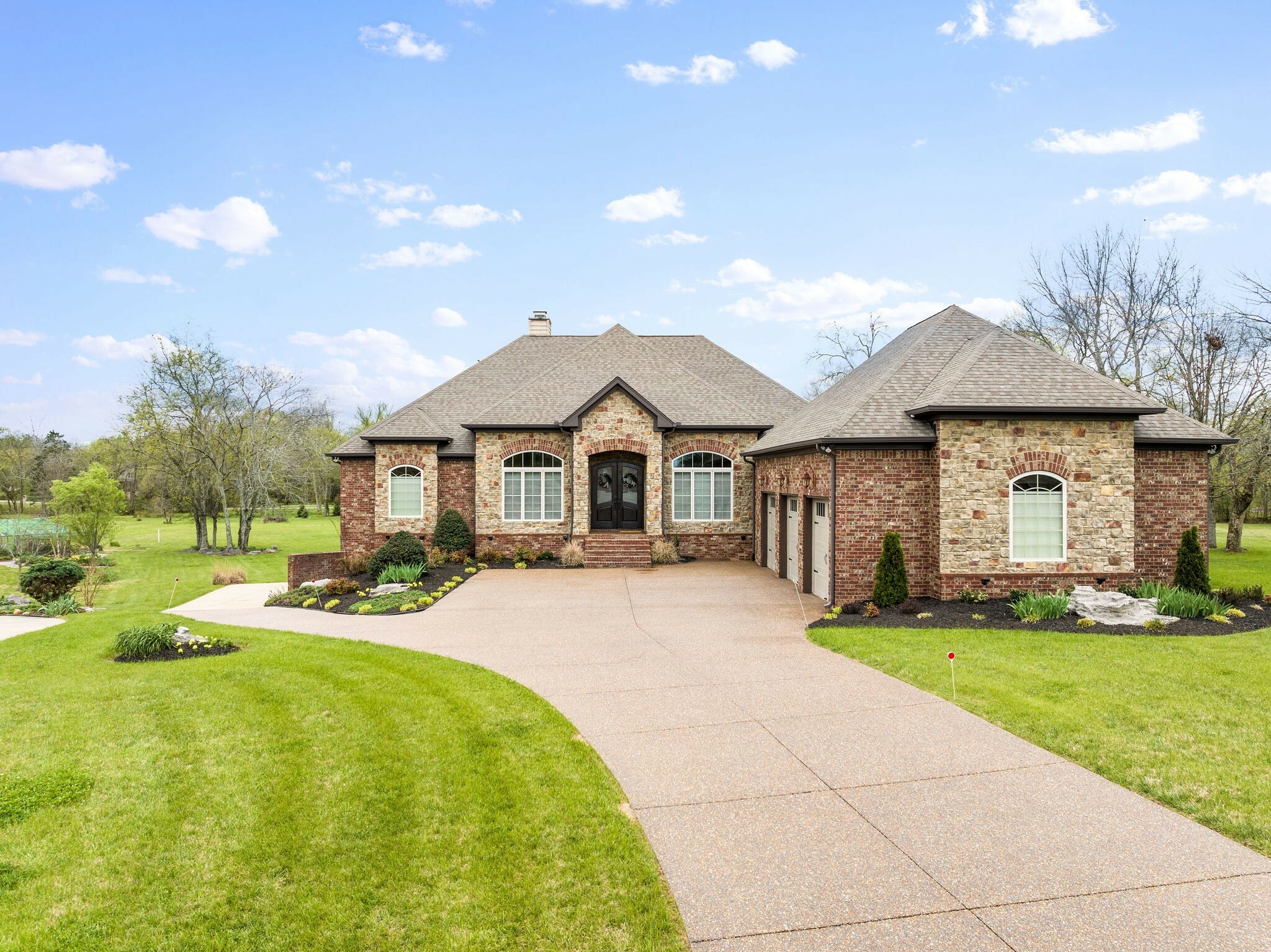 706 Autumn Ridge Ct  Lebanon TN 37087 photo