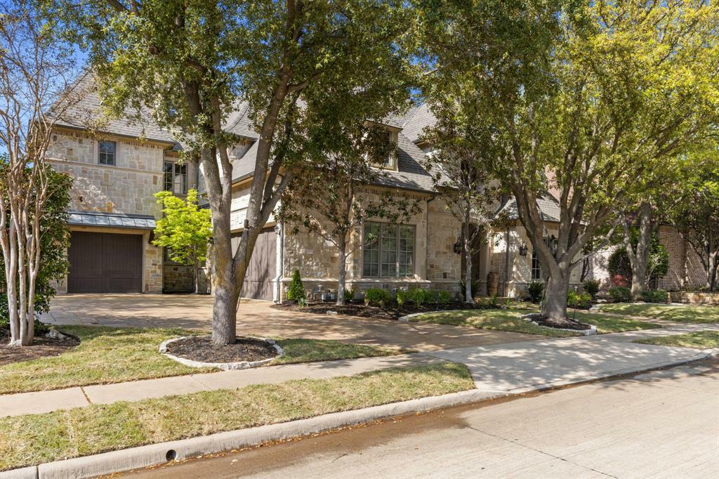 Property Photo:  1 Armstrong Drive  TX 75034 