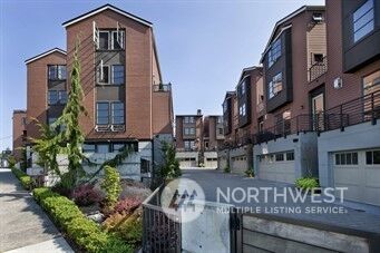 Property Photo: 2201 32nd Avenue W WA 98199