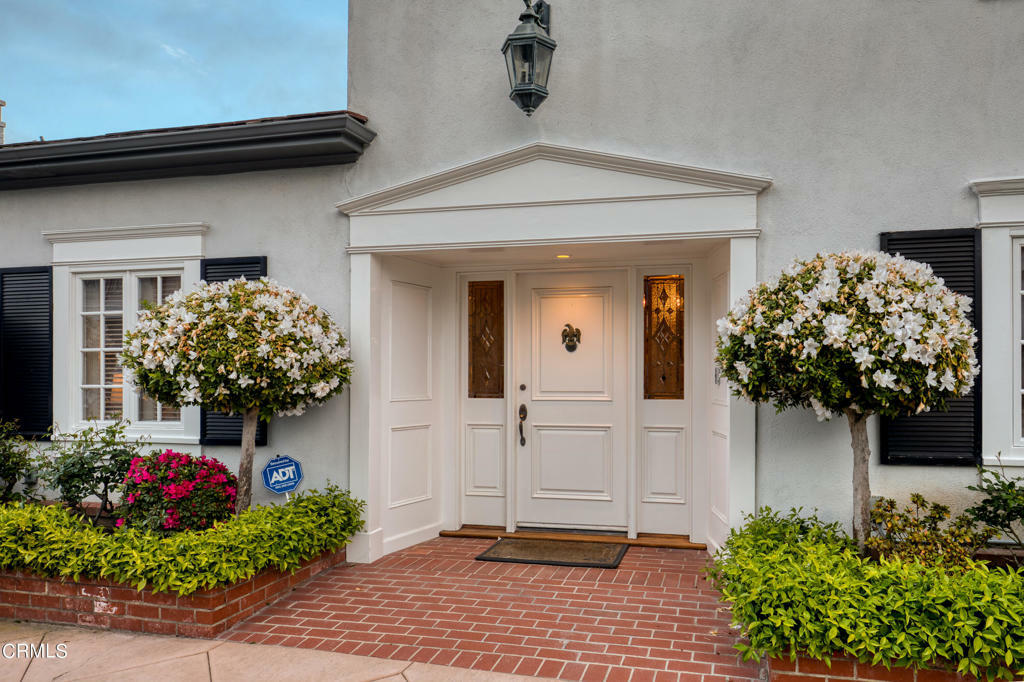 Property Photo: 200 Via Koron CA 92663