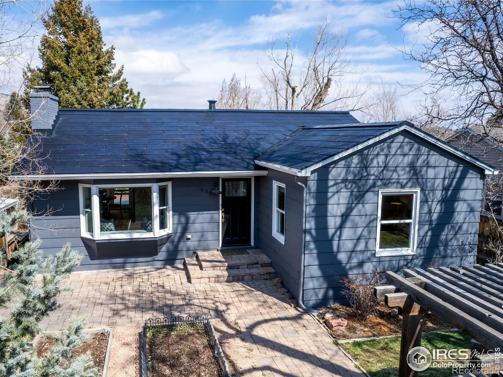 Property Photo:  605 Alpine Avenue  CO 80304 