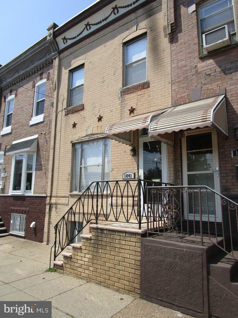 Property Photo:  1841 Wolf Street  PA 19145 