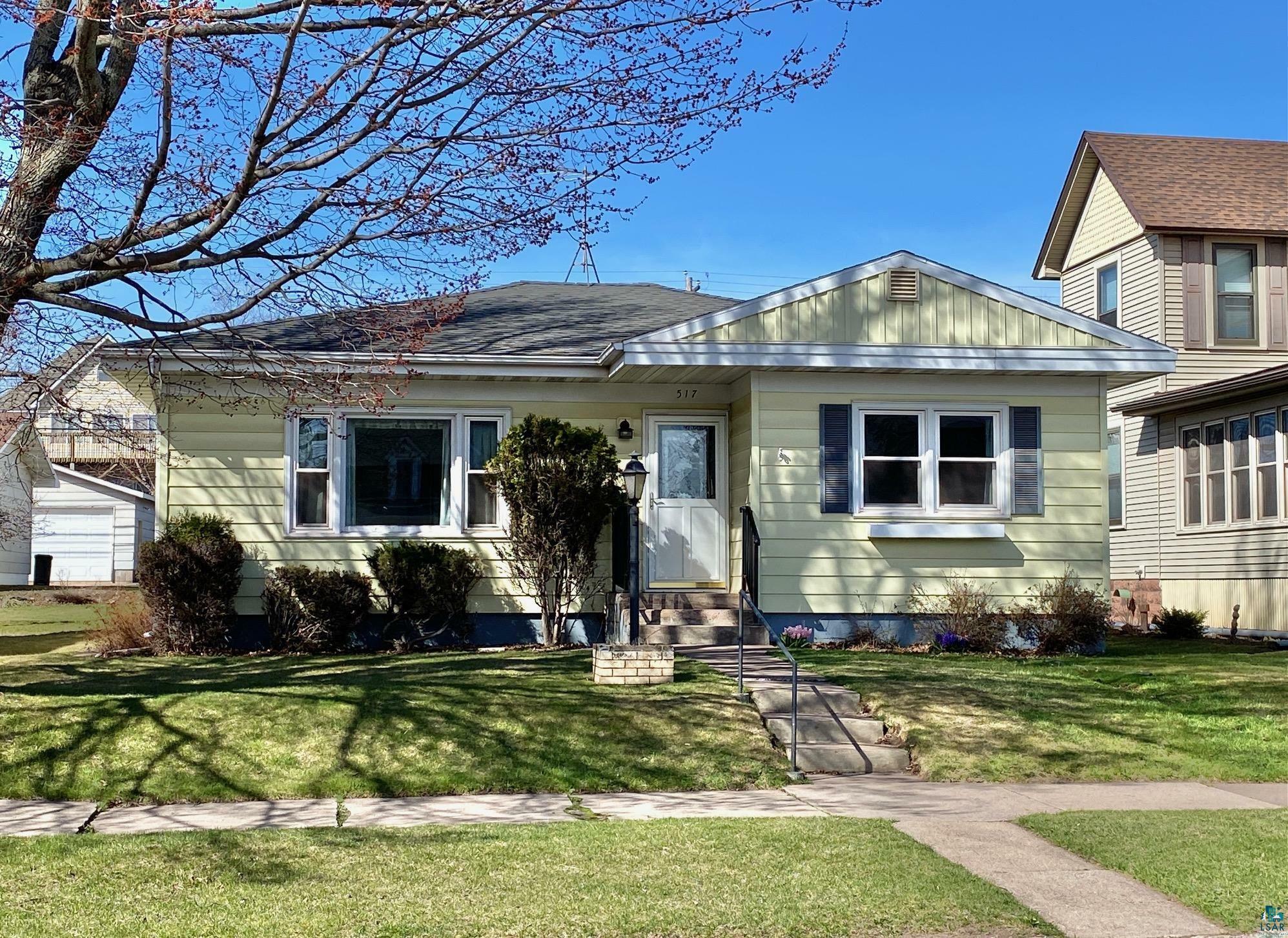 Property Photo: 517 3rd Ave MN 55616