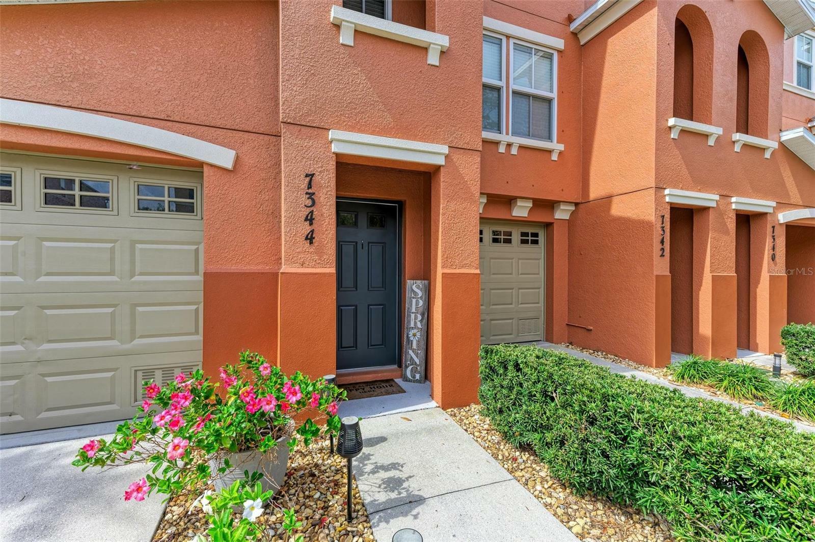 Property Photo: 7344 Black Walnut Way 4601 FL 34202