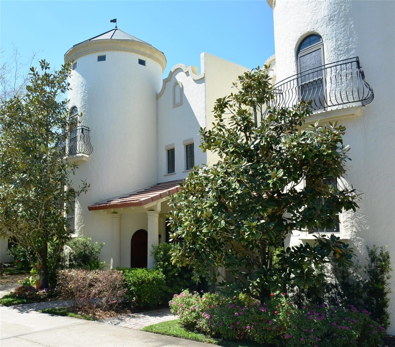 Property Photo: 1264 S Pennsylvania Avenue 10 FL 32789
