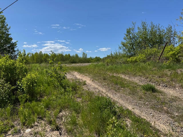 Property Photo: 7 Deep Cove Road ME 04631